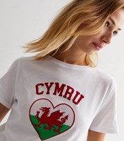 New Look White Wales Heart Print Football Logo T-Shirt